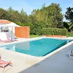 Flora Villa