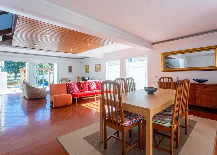 Flora 빌라 세심브라